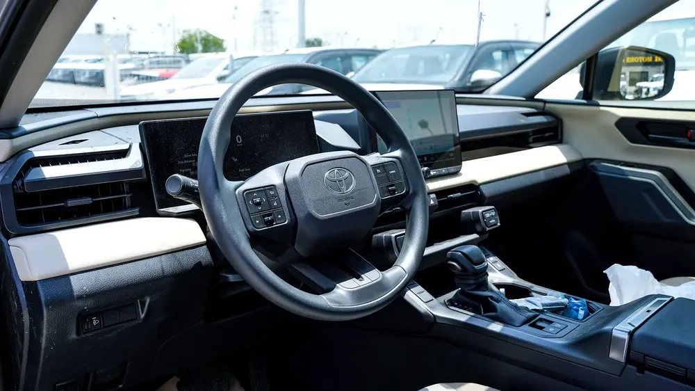 Toyota RAV4 LE 2026 GCC Specs - Brand New Condition - Image 9
