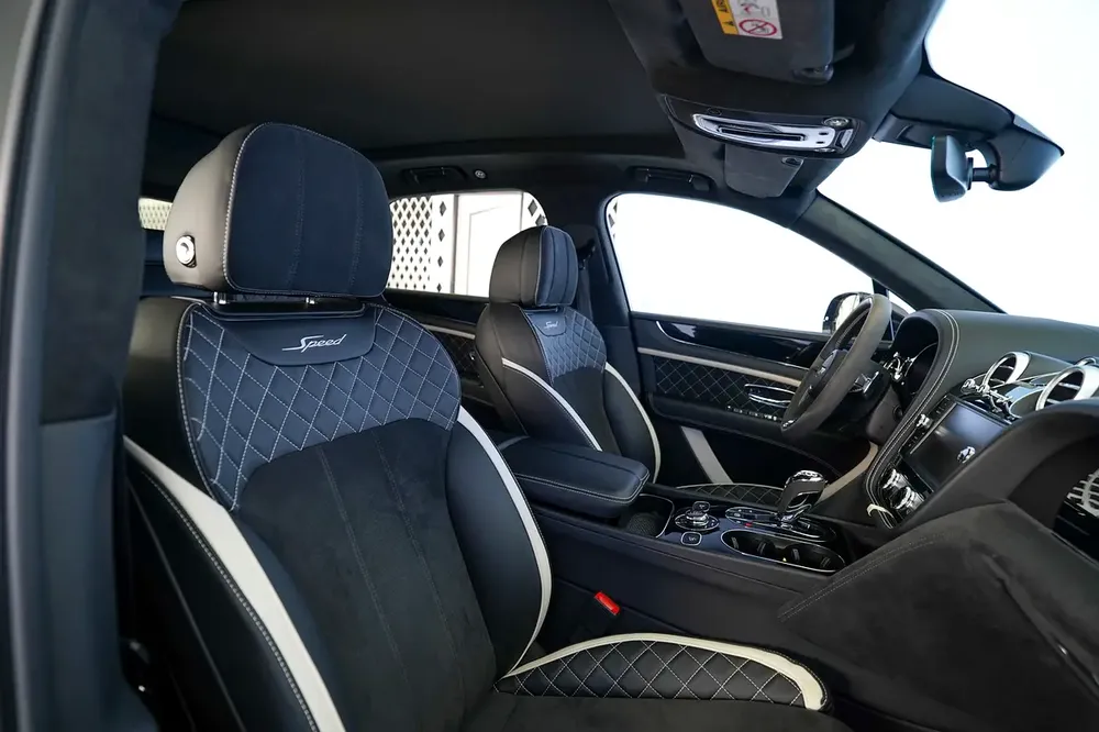 BENTAYGA SPEED W12 | TWO TONE INTERIO | ALCANTARA SEATS | PANORAMIC ROOF | WARRANTY AVAILABLE - Image 15