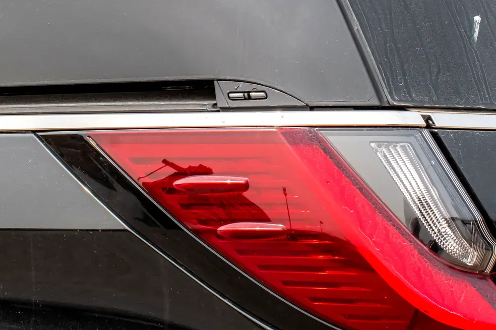 Lexus LM 350h 4 seats - Ready Stock! Local taxes included - Image 9