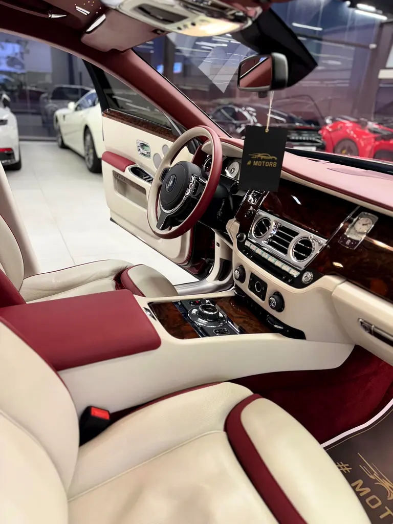 Rolls Royce GHOST - Image 7