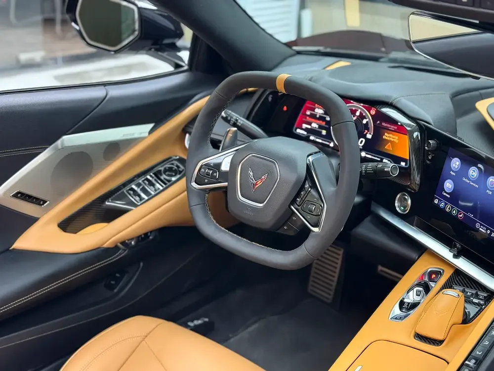 2023 Chevrolet Corvette Stingray GCC Specs - Like New! - Image 13
