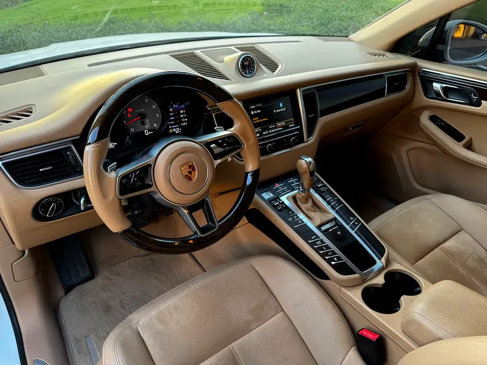 Porsche Macan S 2015 | GCC Specs | Performance  Luxury SUV - Image 7