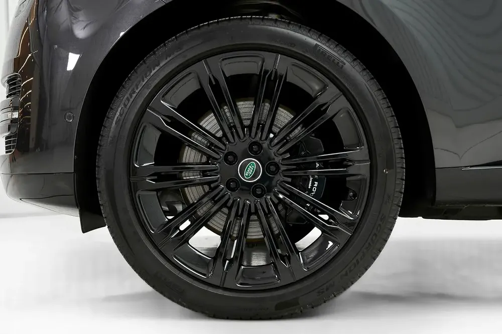 RANGE ROVER VOGUE AUTOBIOGRAPHY, 2025, 5 YEARS DEALER WARRANTY, ZERO KM - Image 8