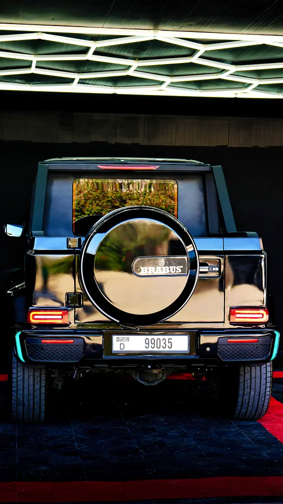 Mercedes G63 Pickup Brabus - Image 4