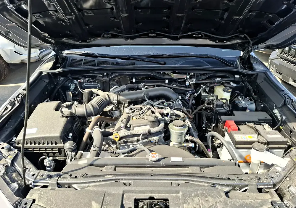 Toyota Fortuner EXR 2.7L 2026 Grey Petrol (Export Only) - Image 17