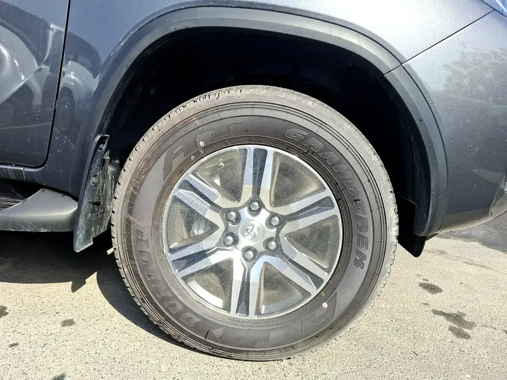 Toyota Fortuner EXR 2.7L 2026 Grey Petrol (Export Only) - Image 8
