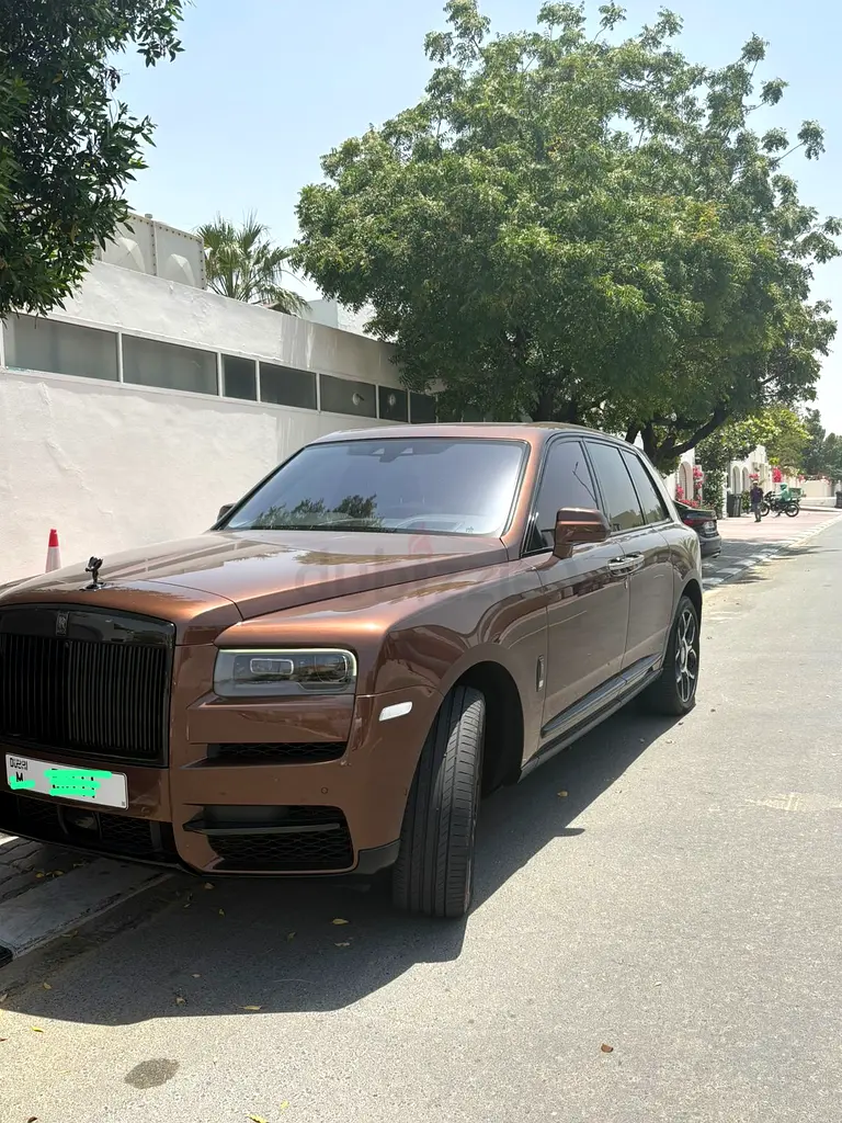Rolls-Royce Cullinan Black Badge 2021 - American Specs - Image 8