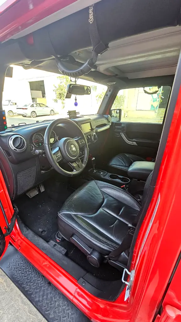 Jeep Wrangler Unlimited Sahara Modified - Image 14