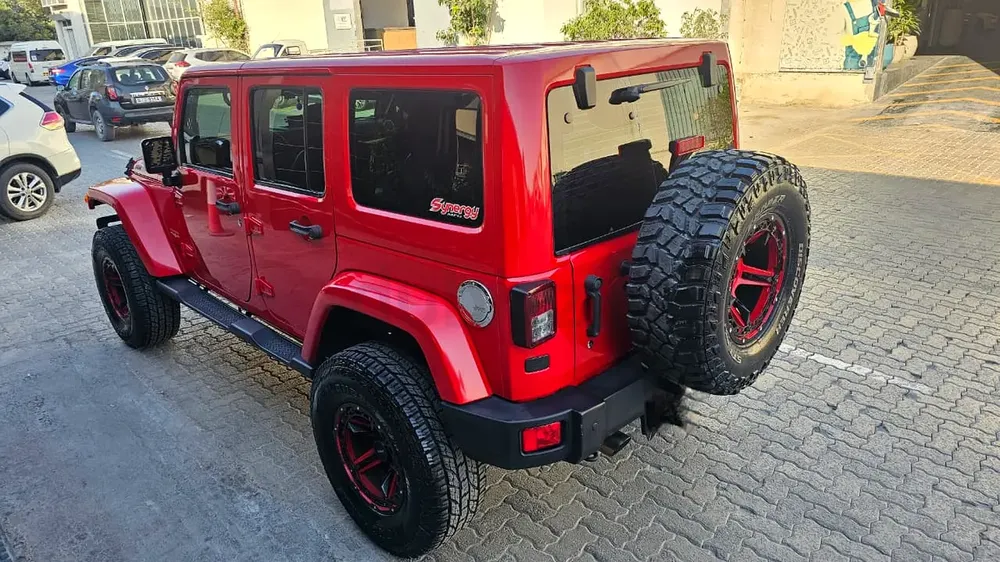 Jeep Wrangler Unlimited Sahara Modified - Image 17
