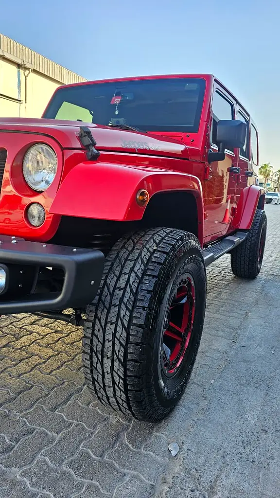 Jeep Wrangler Unlimited Sahara Modified - Image 9