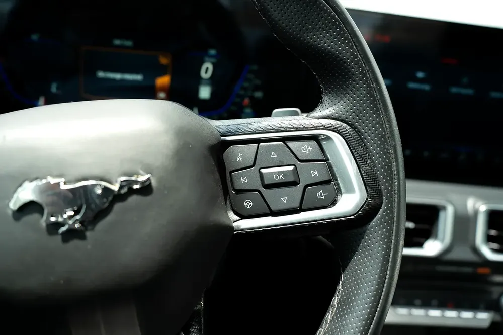 2024 Ford Mustang Ecoboost Premium - American Specs - Pristine Condition-10,000 KM - Image 10