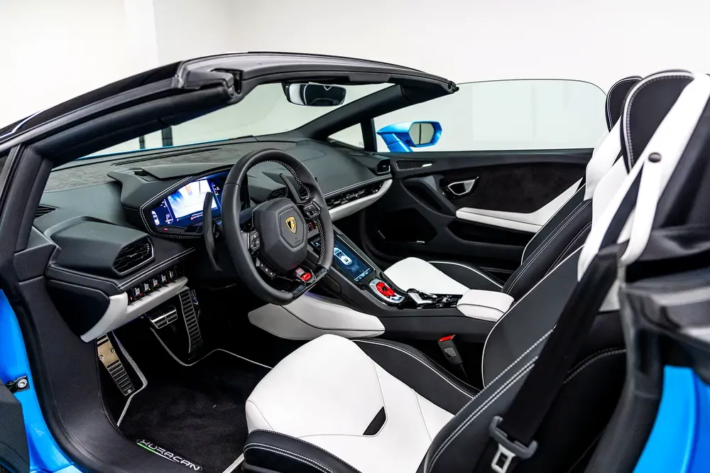 Lamborghin Huracan - Brand New - Image 17