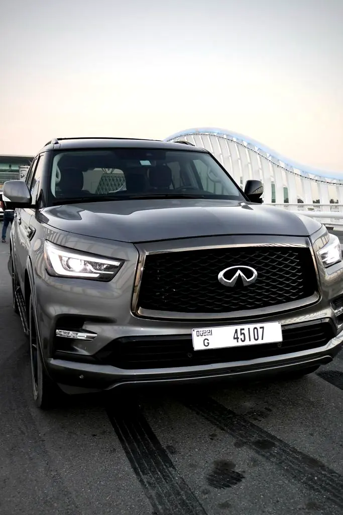 full-size luxury SUV flagship - Image 4