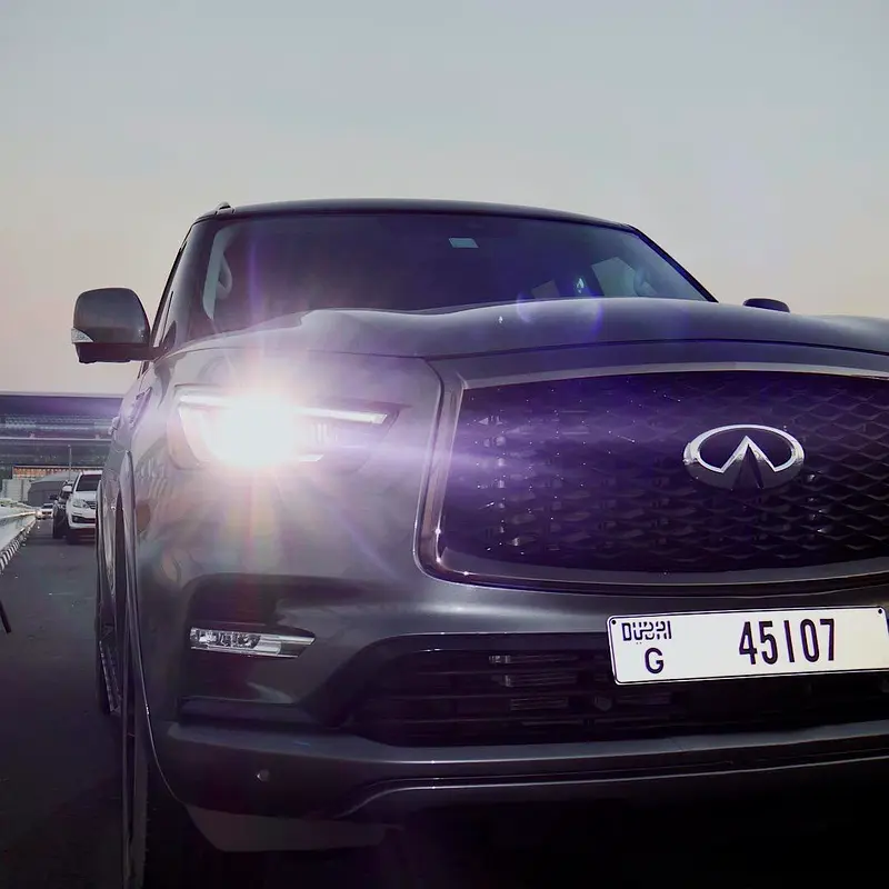 full-size luxury SUV flagship - Image 7