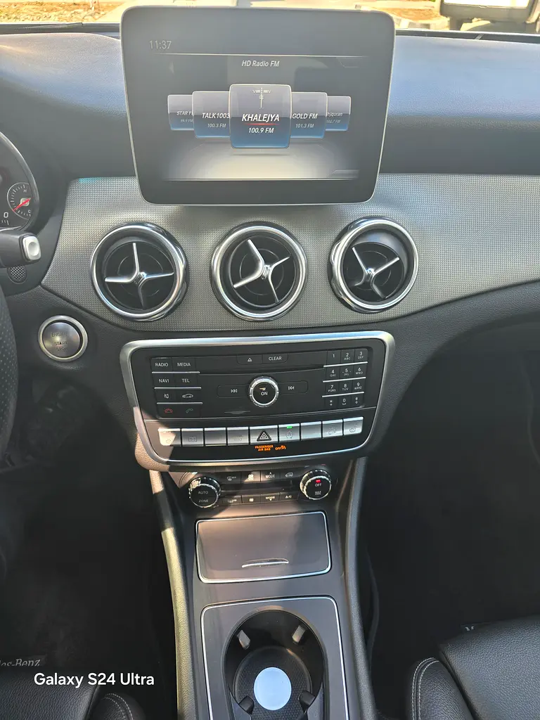 2020 Mercedes-Benz GLA 250 4Matic - American Very clean car - Image 13