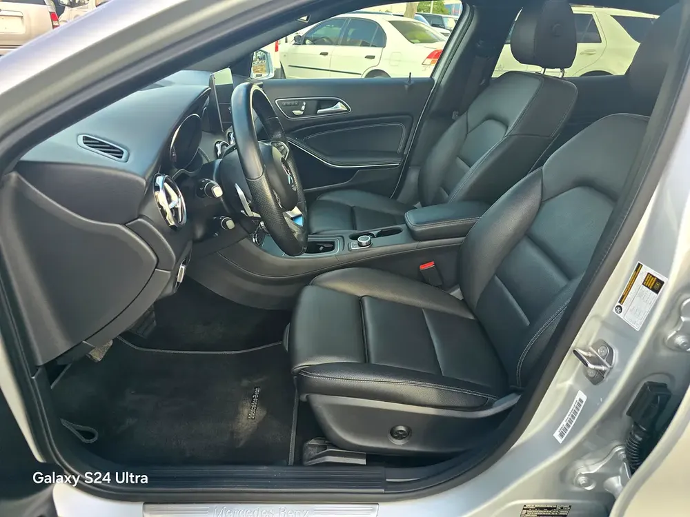 2020 Mercedes-Benz GLA 250 4Matic - American Very clean car - Image 14