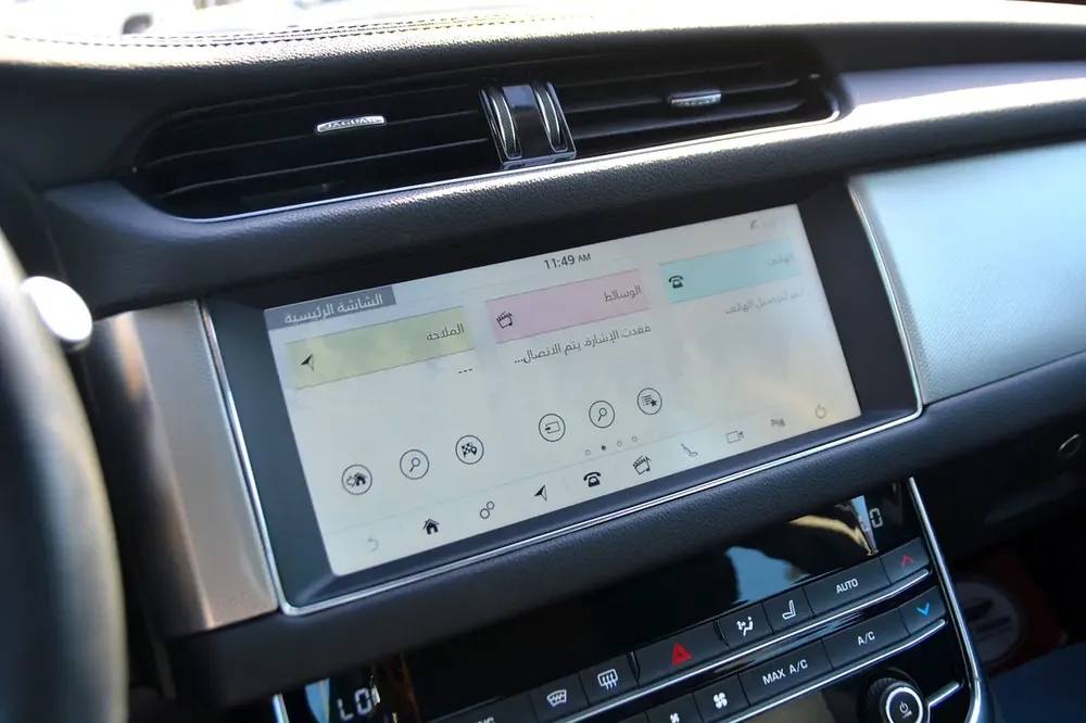 2.0L/ V.4/ JAGUAR XF/ FULL OPTION/ 4X4 WHEEL DRIVE/ TURBO CHARGED/ ORGINAL AIRBAG - Image 12