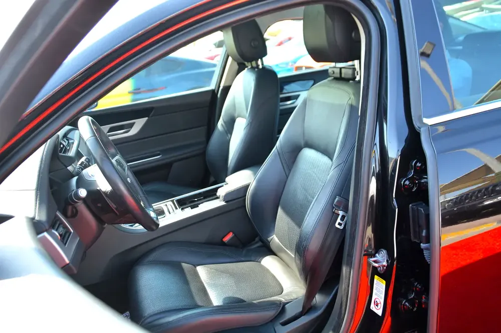 2.0L/ V.4/ JAGUAR XF/ FULL OPTION/ 4X4 WHEEL DRIVE/ TURBO CHARGED/ ORGINAL AIRBAG - Image 16