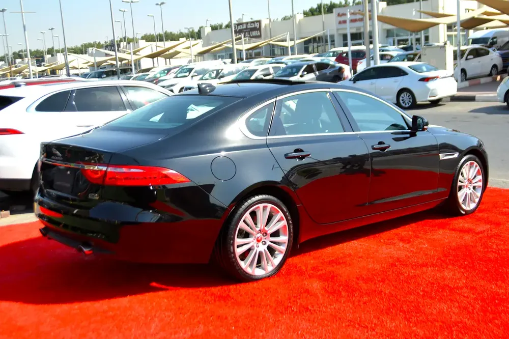 2.0L/ V.4/ JAGUAR XF/ FULL OPTION/ 4X4 WHEEL DRIVE/ TURBO CHARGED/ ORGINAL AIRBAG - Image 6