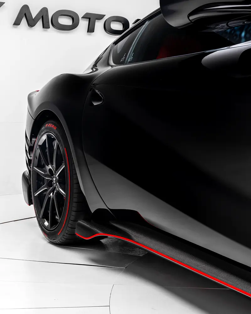 2024 Ferrari 812 Competizione | 1 of 999 | 0 KM - Image 8
