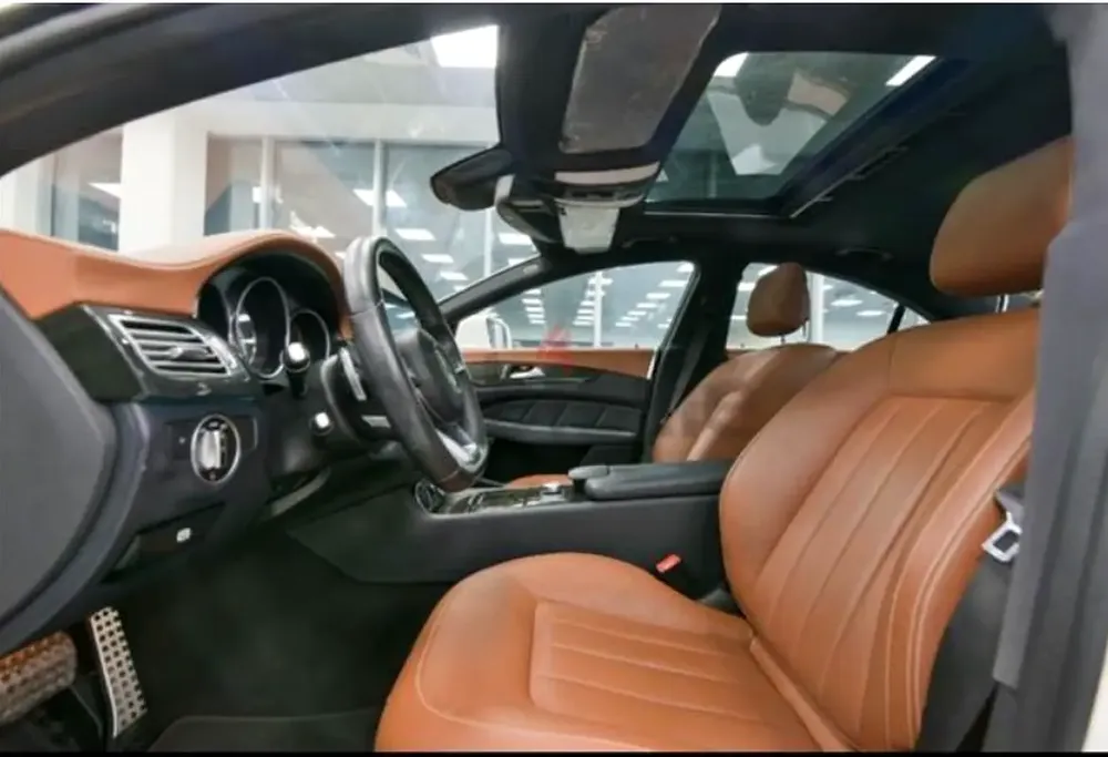 2015 Mercedes-Benz CLS 400 | GCC Specs | Original paint | Excellent Condition - Image 8