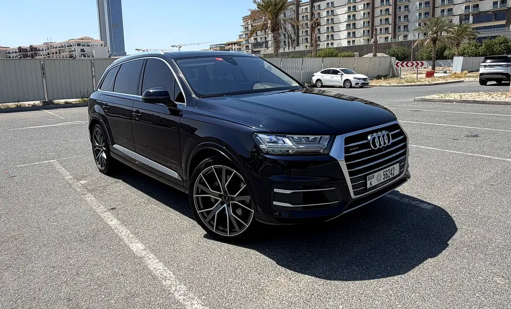 2018 Audi Q7 45 TFSI Quattro | GCC Spec | High Spec | FSH | Just Serviced | 360 Camera - Image 10