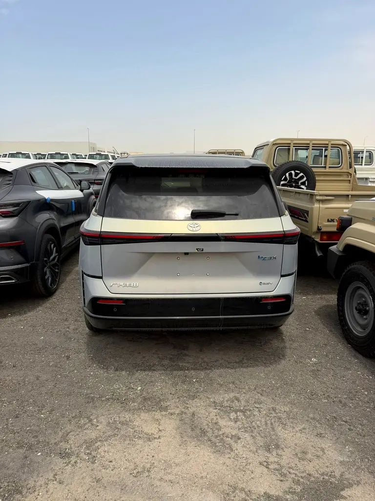 2025 Toyota bZ3 - Brand New - Electric - GCC Specs? - Image 7