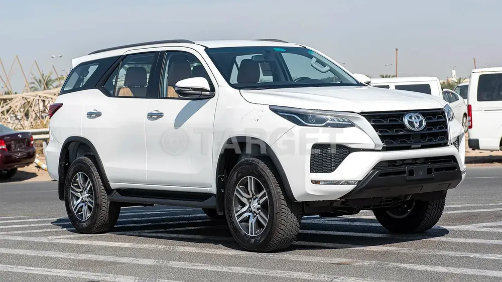 2026 Toyota Fortuner EXR - GCC Specs -2.7 petrol Brand New! - Image 8