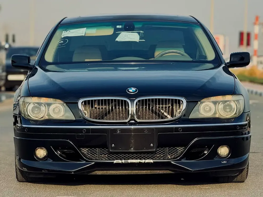 BMW | 7 SERIES | 750i | 2007 | BEIGE INTERIOR | ONLY : 85,885 KM | JAPAN IMPORT | CLEAN TITLE - Image 4