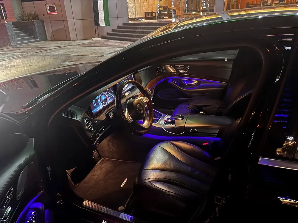 Urgent - Mercedes-Benz S450 2019 | Agency sealed | Clean Title | Excellent Condition - Image 4