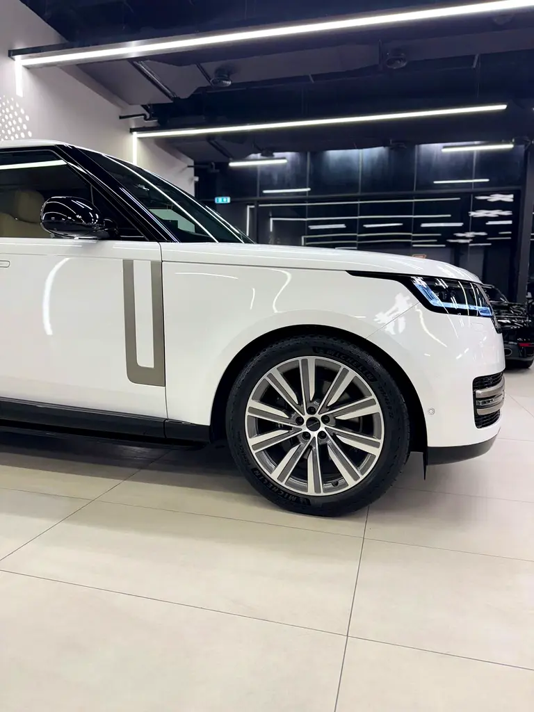 Range Rover Vogue V6 SE - Image 7