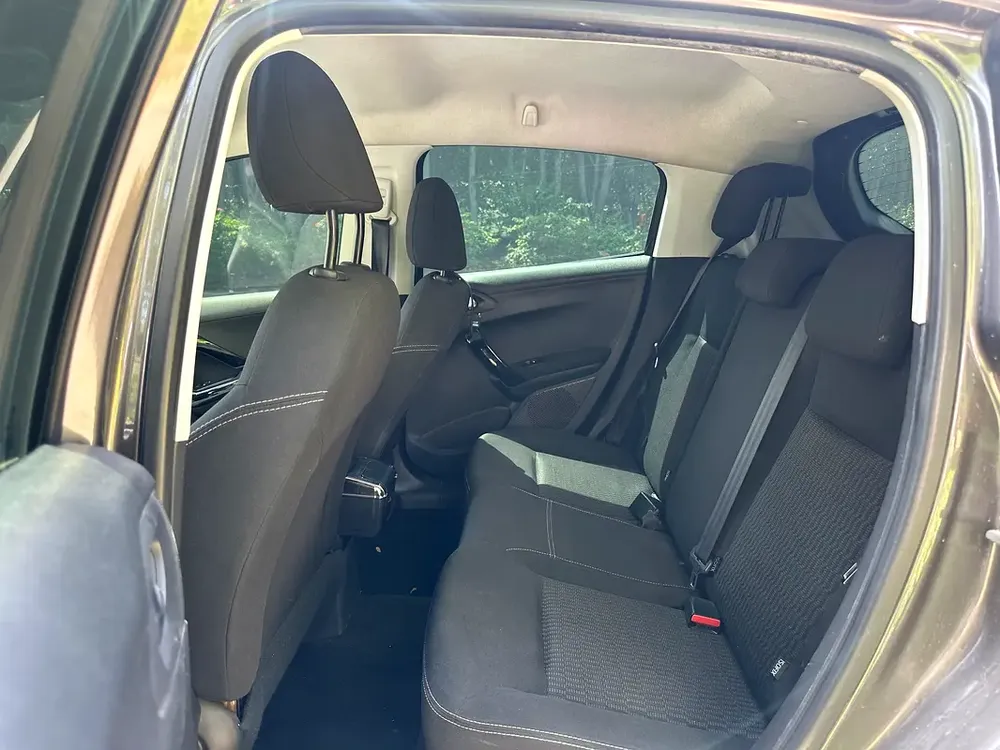 2019 Peugeot 208 Active | GCC Specs | 1.6L Engine | Perfect Condition - Image 10