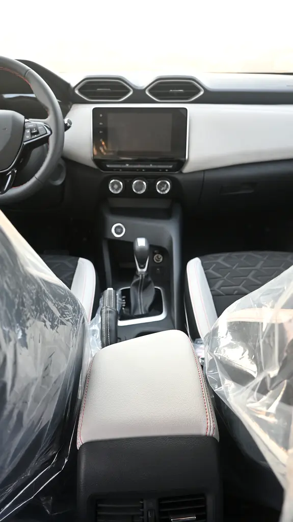 NISSAN MAGNITE ACENTA + 1.0L TURBO CVT 2025 MY - Image 18
