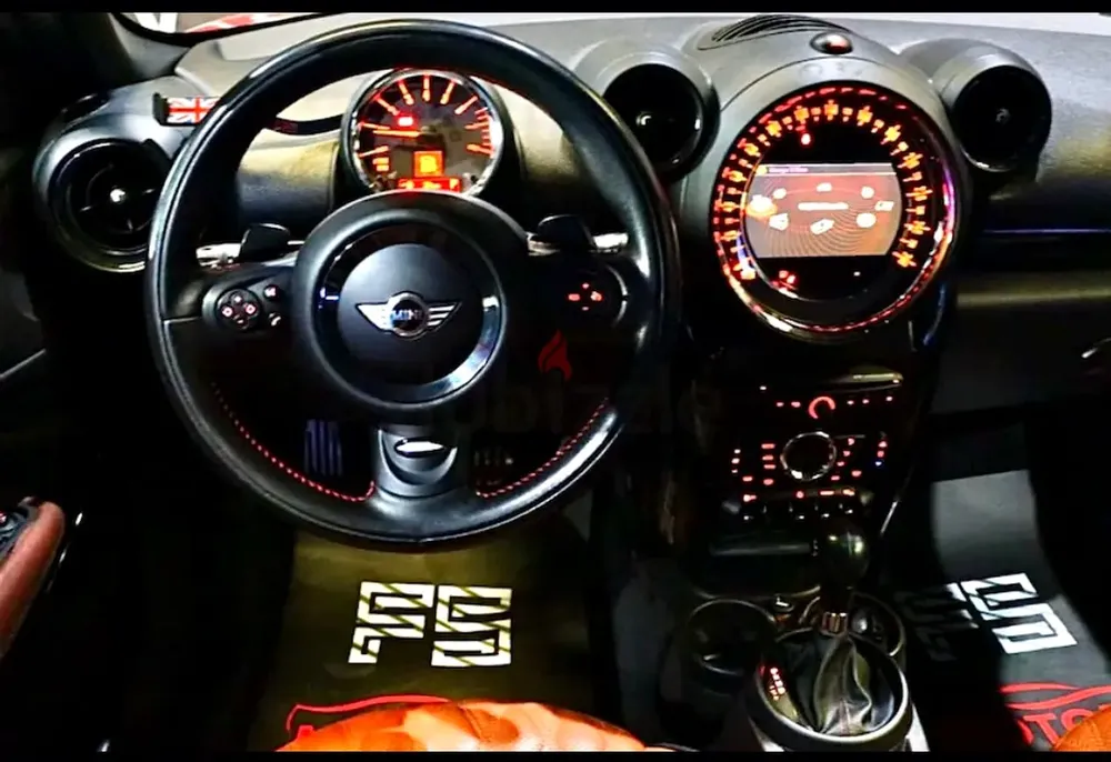 MINI Paceman John Cooper Works 2013 | GCC Specs | Performance Edition - Image 10