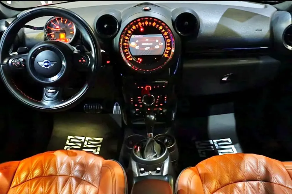 MINI Paceman John Cooper Works 2013 | GCC Specs | Performance Edition - Image 11