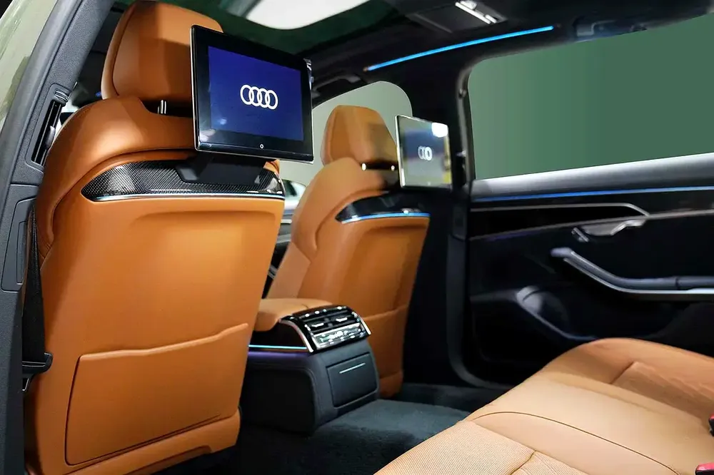 Audi A8L 55 TFSI Quattro - 2023 - Image 8