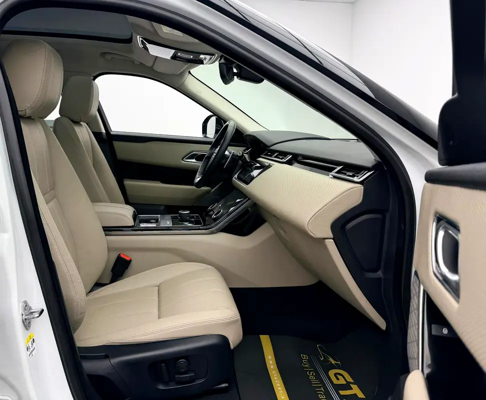 2020 Range Rover Velar P250 SE Dynamic, Warranty, Fully Loaded, Excellent Condition, GCC - Image 9