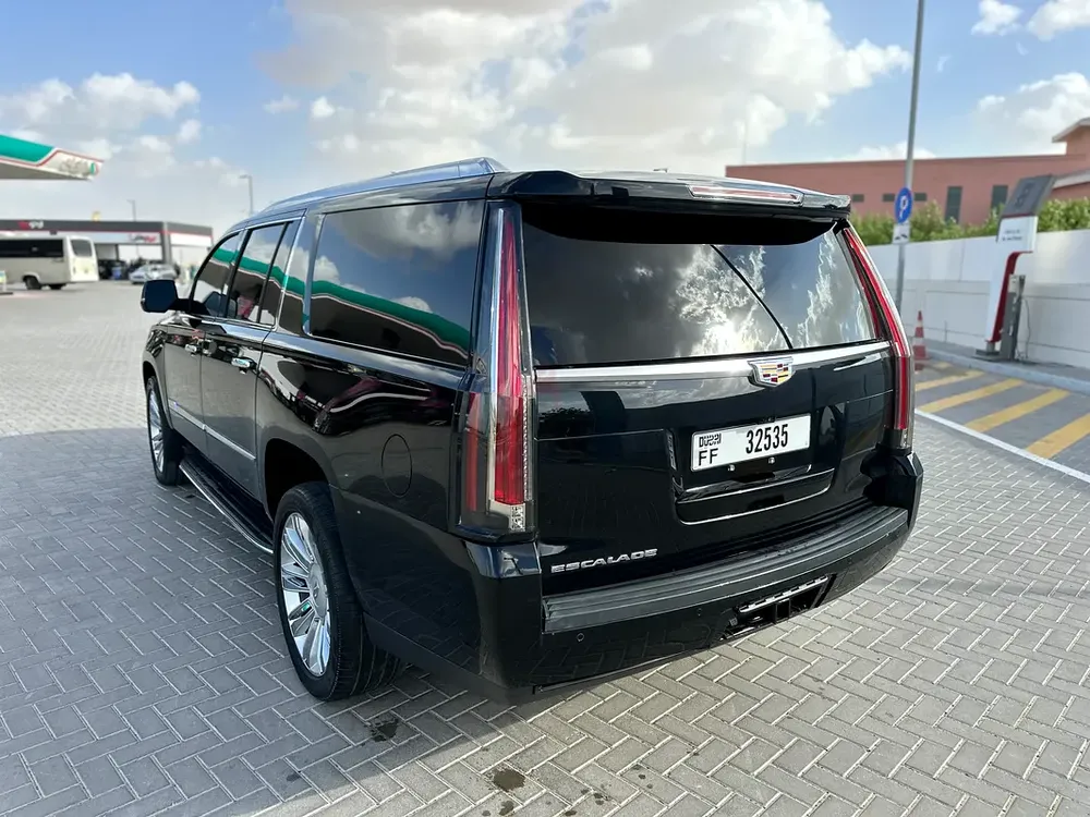 2020 Cadillac Escalade V8 6.2L, US import, clean title, top condition, 4x4 - Image 6