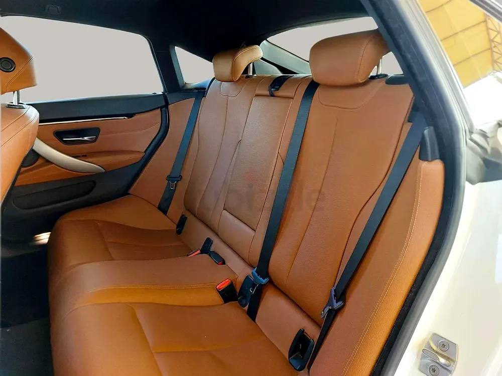 AED 1325/month | 2017 BMW 4-Series 440i Gran Coupe | GCC Specs | Ref#476004 - Image 13