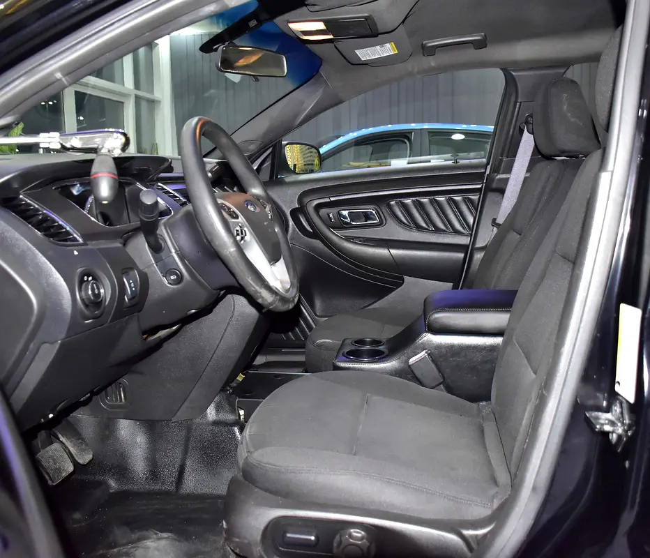 EXCELLENT DEAL for our Ford Taurus ( 2015 Model ) in Black Color American Specs - Image 10