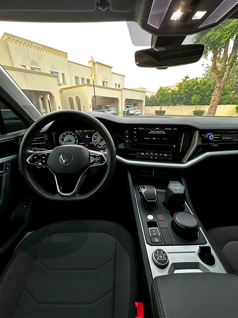 Volkswagen Touareg 2023 - GCC - Finance Available - Image 7