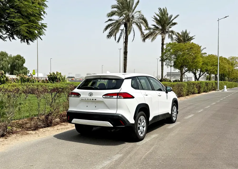 2022 Toyota Corolla Cross - GCC Specs - Excellent Condition - Image 8