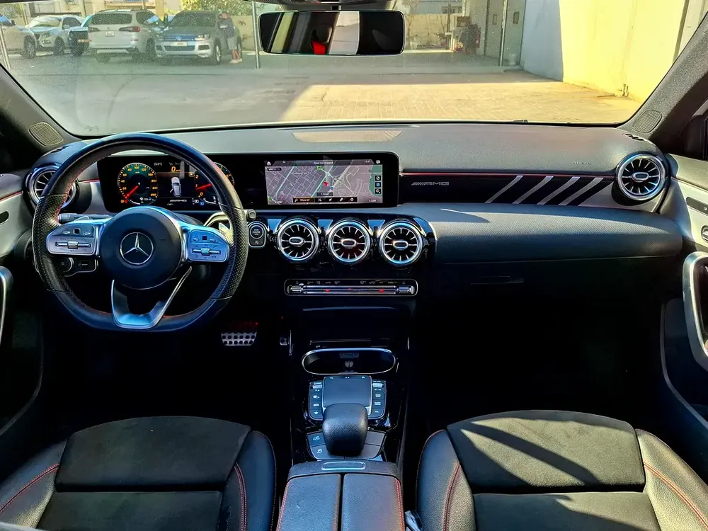 AED 1489/month | 2021 Mercedes-Benz A-Class A 35 AMG 4MATIC | GCC Specs | Ref#430360 - Image 10