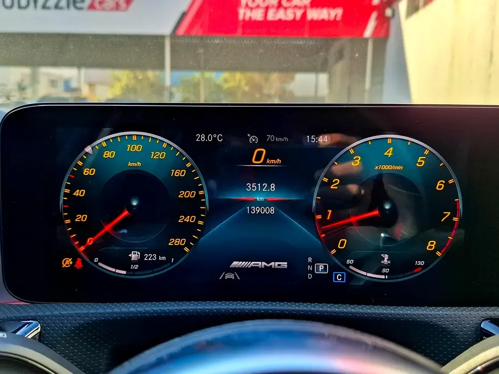 AED 1489/month | 2021 Mercedes-Benz A-Class A 35 AMG 4MATIC | GCC Specs | Ref#430360 - Image 15