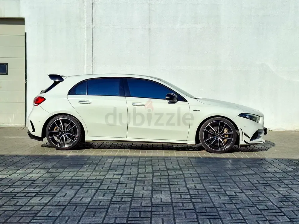 AED 1489/month | 2021 Mercedes-Benz A-Class A 35 AMG 4MATIC | GCC Specs | Ref#430360 - Image 4