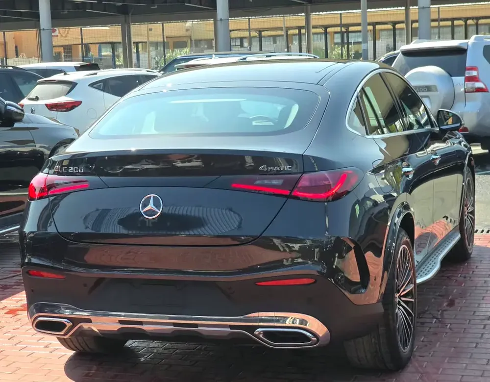 Mercedes-Benz GLC 200 4Matic Coupe 2026 - GCC Specs - Brand New - Image 4