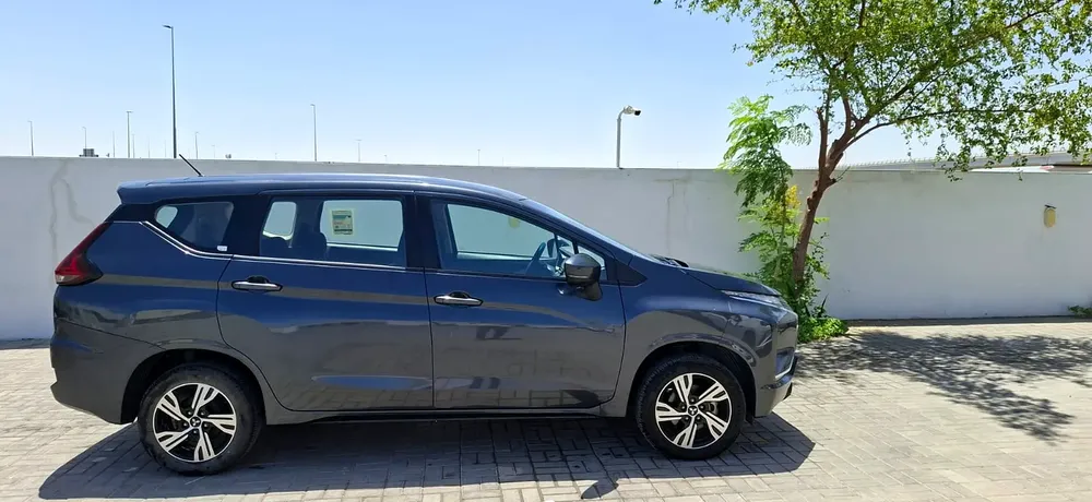 2022 Mitsubishi Xpander GLX | GCC Specs | Low Mileage | Family 7-Seater - Image 8