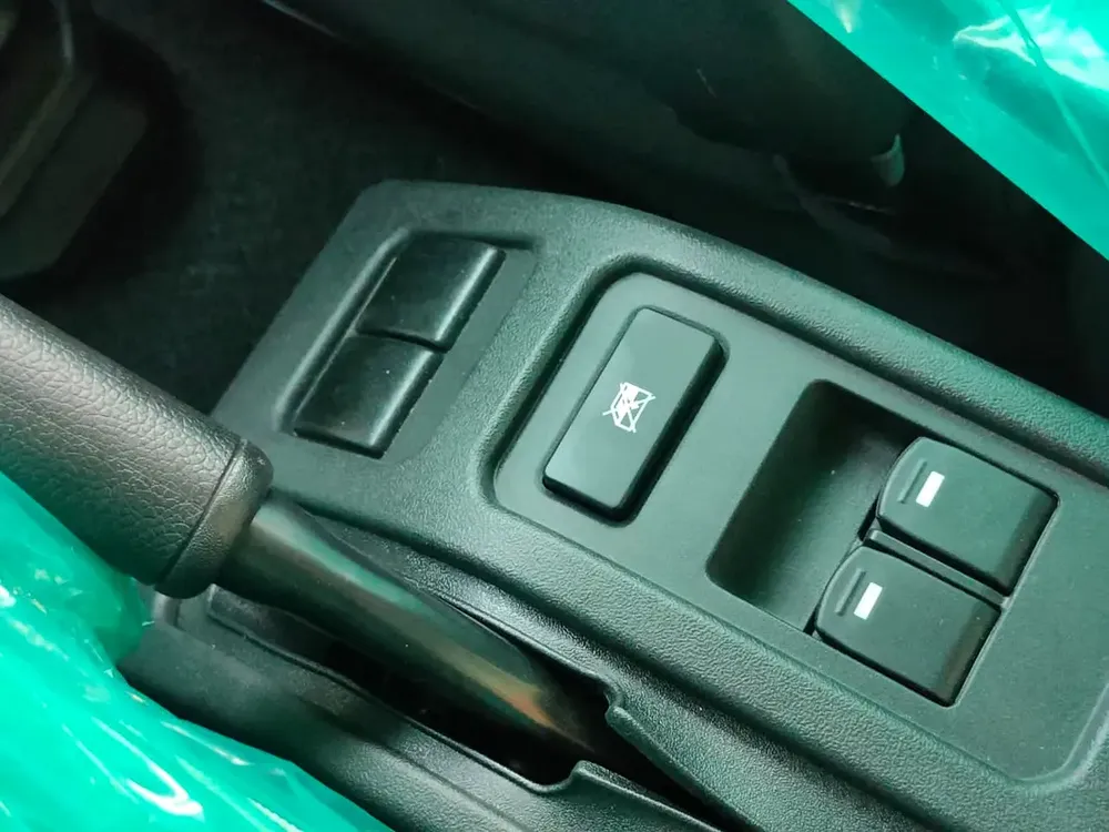 2026 Suzuki Jimny GL GCC Specs Brand New - Image 10