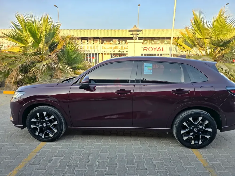 2023 HONDA ZRV FULL OPTION GCC - Image 7