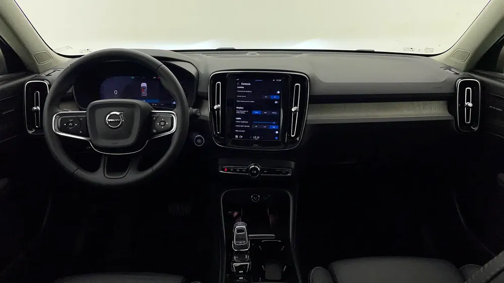 AED 1,641/month | 0 Downpayment | Free 1 Year Warranty | VOLVO XC40 2023 - Image 7